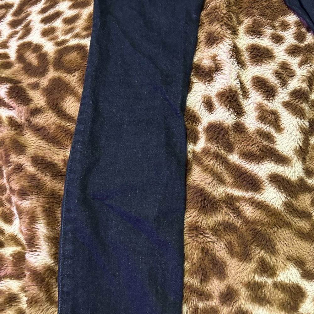 Women's Distressed Hollister Blue Jeans - Picture 7 of 9
